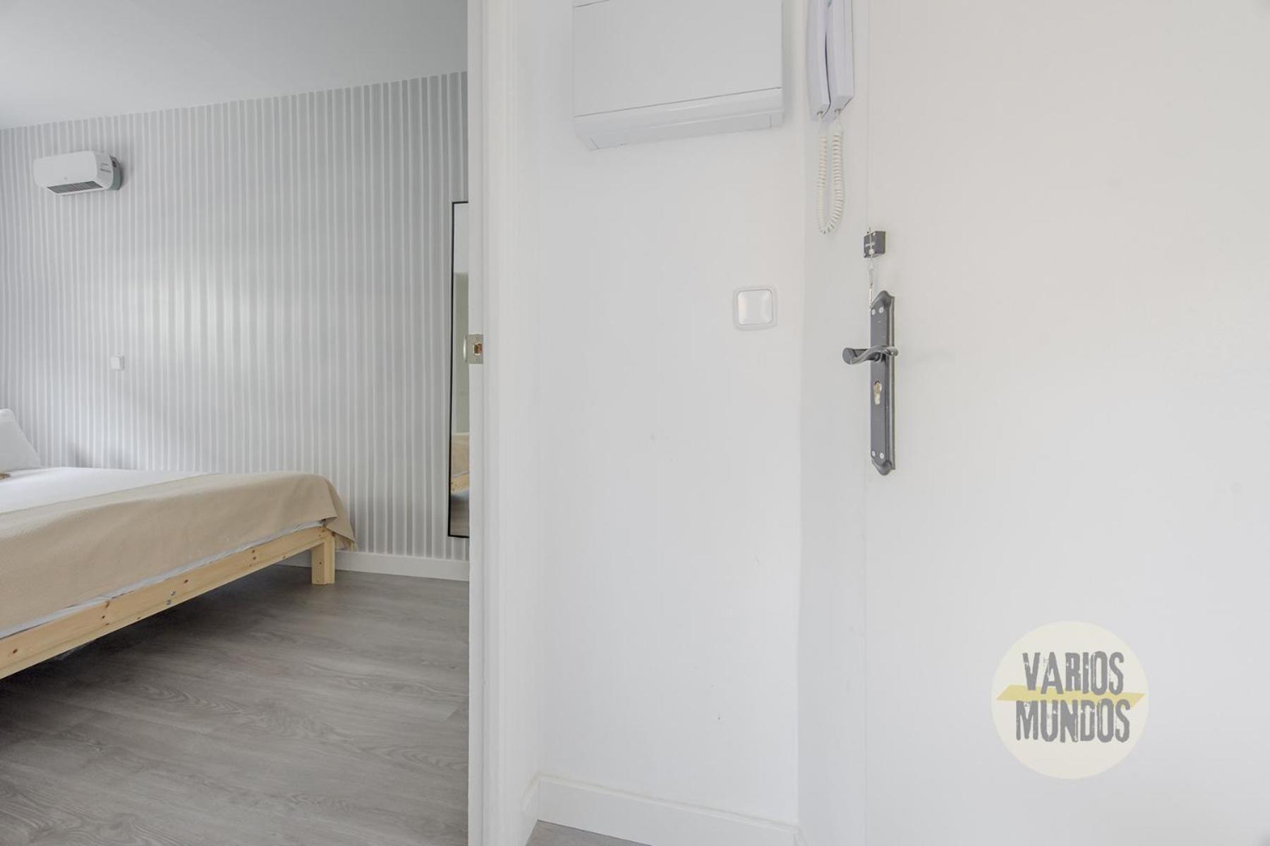 Atico Calle Silva Para 3Pax Con Terraza Esquina Con Gran Via E2 Madrid Eksteriør billede